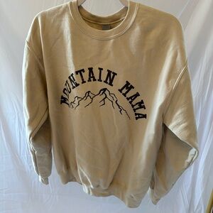 Mountain Mama Crewneck Gildan Sweatshirt